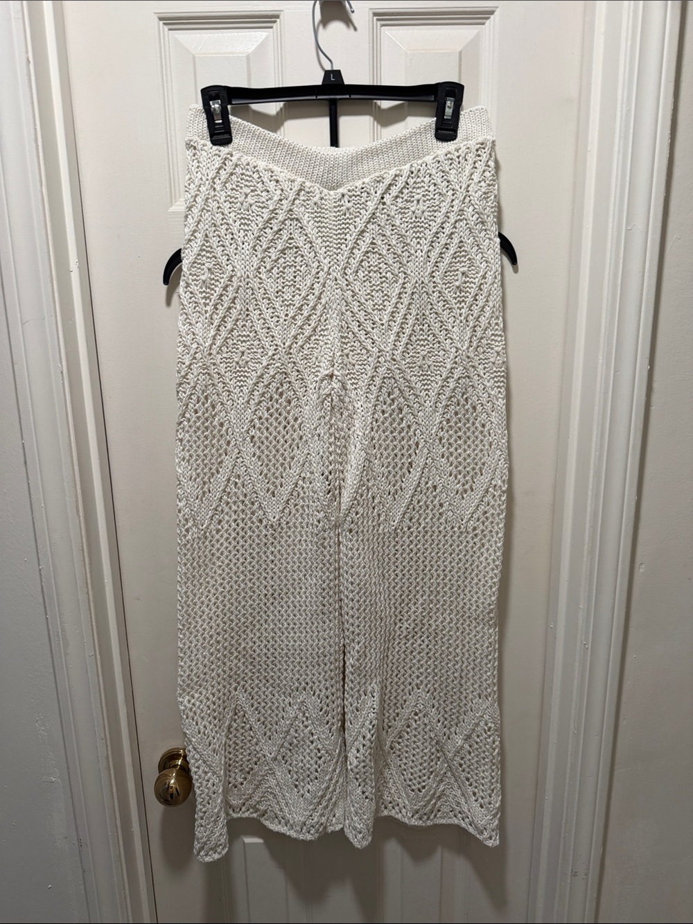 Zara Cream Knit Pants with Diamond Pattern